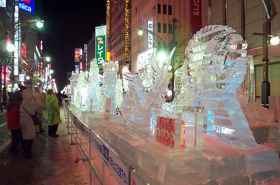 Salah satu presentasi di Festival Salju di Sapporo