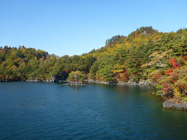 Suasana Danau Towada