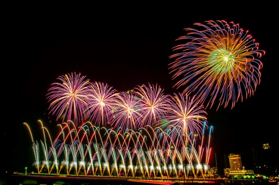 Suasana Festival Kembang Api Atami