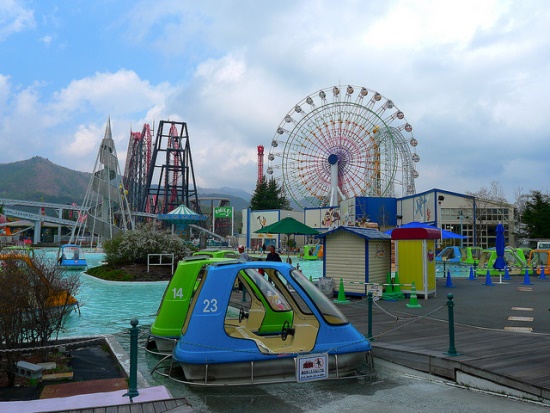 Suasana Fuji-Q Highland di Yamanashi