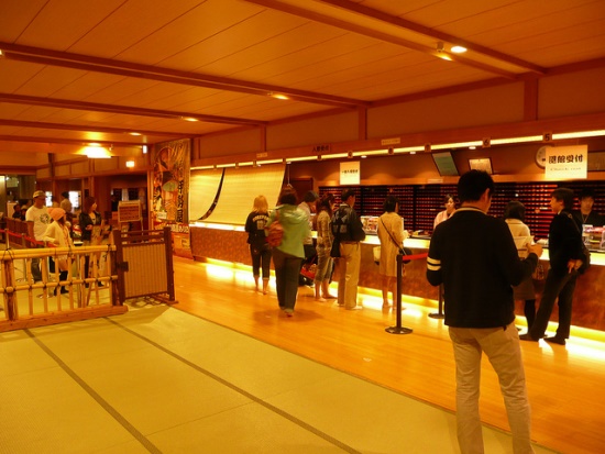 Suasana Oedo Onsen Monogatari di Odaiba