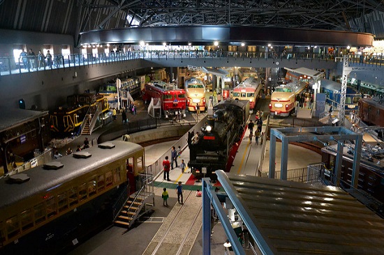 Suasana di dalam Museum Kereta Saitama