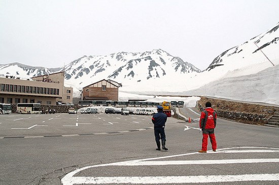 Suasana terminal Murodo di Tateyama Kurobe Alpine Route