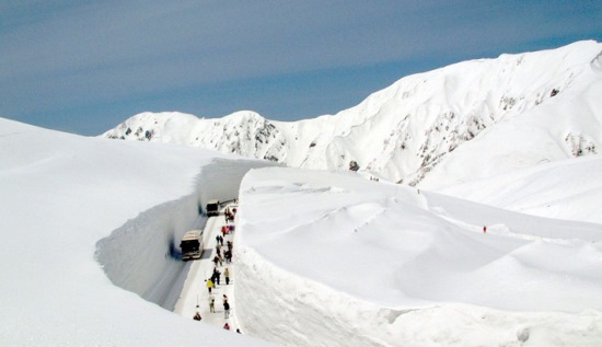 Wisata di Toyama Tateyama Kurobe Alpine Route