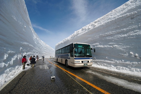 Tembok Salju di Tateyama