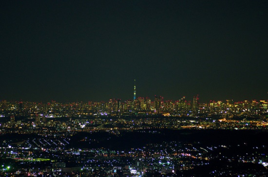 Tokyo Sky Tree dari Gunung Takao