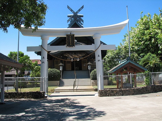 gerbang torii di kuil izumo taisha